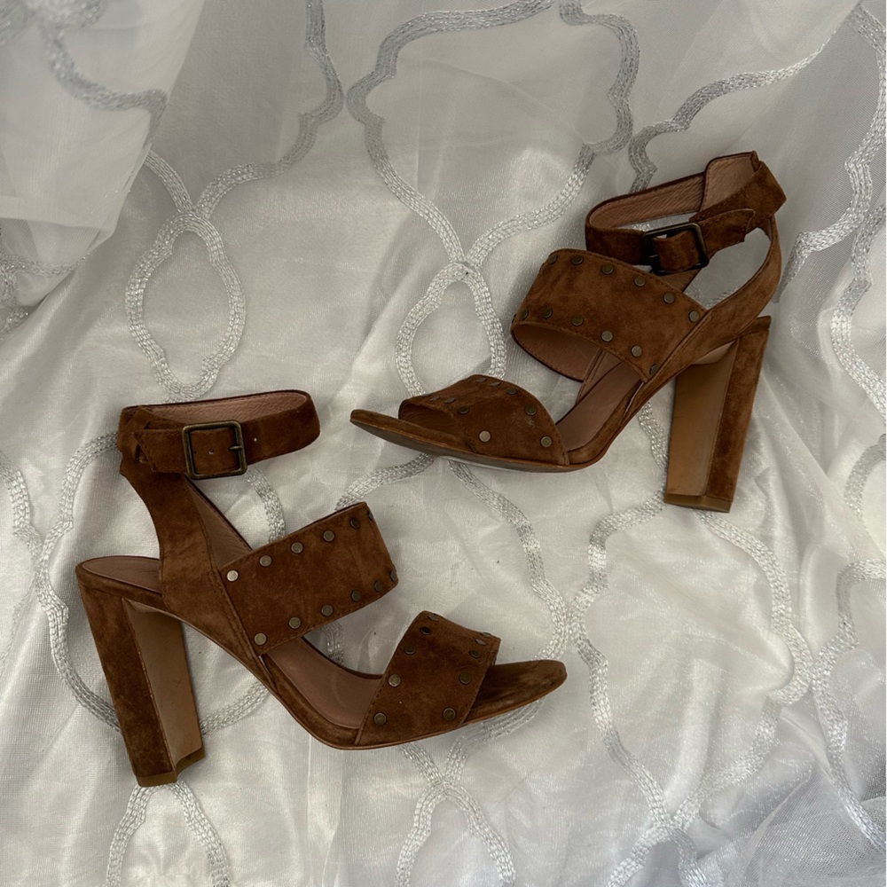 Madewell Octavia stud sandals